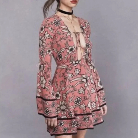 For Love And Lemons Dresses & Skirts - For Love And Lemons Ayla Mini Dress Lace Up V-Neck Floral Pink Black Size Large